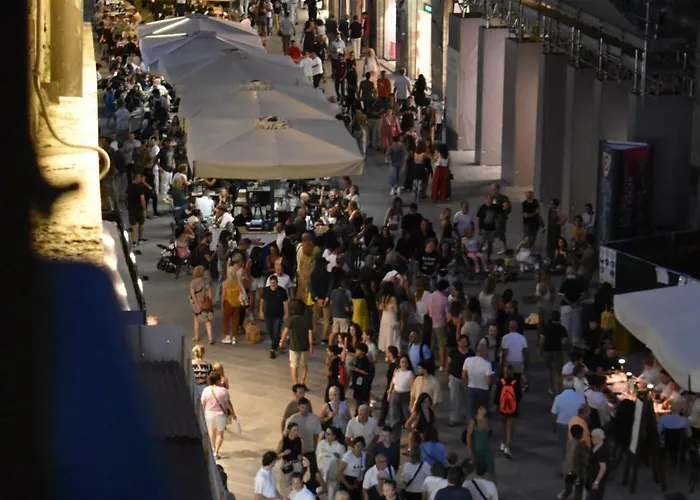 Corso Vannucci 87 Διαμέρισμα *